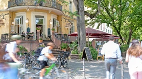 Hort der Snobs, Reichen-Ghetto oder „provinzielle Metropole“?