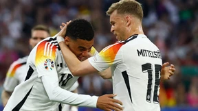 Plötzlich zieht sie Mittelstädt aus dem Regal