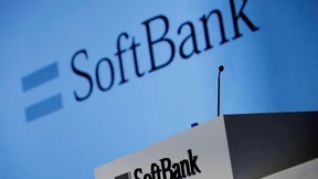 Softbank macht Rekordverlust von 13 Milliarden Euro