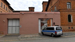 Warum konnte Stephan B. versuchen zu fliehen?