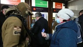 Bus und Metro nur mit Sondergenehmigung