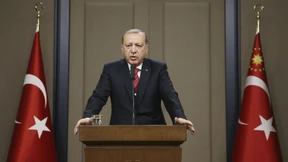 Türkei entlässt weitere Staatsdiener