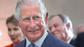 Prinz Charles führt Meghan Markle zum Altar