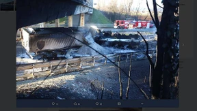 Familie verbrennt bei Unfall mit Tankwagen