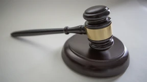 HPV-Infektion nach Sex im Auto – Kfz-Versicherer soll Millionensumme zahlen