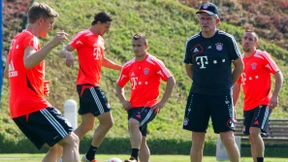 Schiffskapitän im Schwebezustand