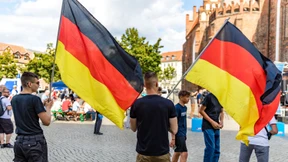 Jung ist nicht gleich links