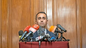 Italiens größte Regierungspartei zerfällt