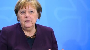 Merkel fordert Verzicht auf Sozialkontakte