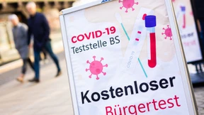 Inzidenz sinkt unter 600 – 25 Millionen Infektionen