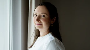 Julia Fensenko verbindet Frauen