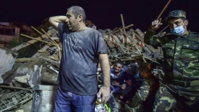 Raketenangriff fordert zahlreiche Tote in Gandscha