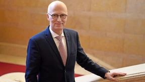 Tschentscher muss über Cum-ex reden