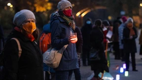 Menschenkette auf Abstand