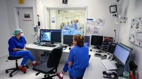 Als würde die Feuerwehr danach bezahlt, wie viel sie löscht