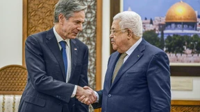 Abbas dringt auf politischen Dialog