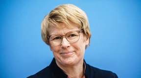 Wirtschaftsweise Grimm stimmt Deutsche auf härtere Zeiten ein