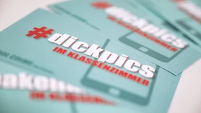 Mann verschickt Nacktfotos und zeigt Opfer dann wegen Erpressung an