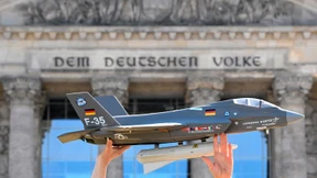 Dobrindt: „Schulden machen alleine ist noch keine solide Haushaltspolitik"