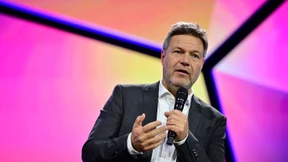 Habecks Wirtschaftsministerium begrüßt Haushaltssperre