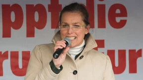 Pegida-Kandidatin Festerling zieht sich zurück