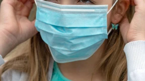 Gericht untersagt Maskenpflicht im Unterricht