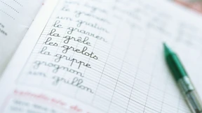 Knappheit und Opulenz