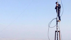 Auch die Antennen werden bombardiert