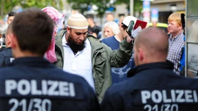 FDP: Beuth zu weich im Kampf gegen Salafisten 