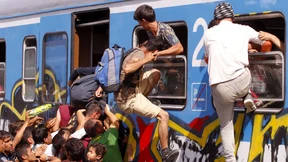 Kroatien bringt Flüchtlinge an die Grenze zu Ungarn