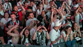 Euphorie, Pyrotechnik und eine La-Ola-Welle