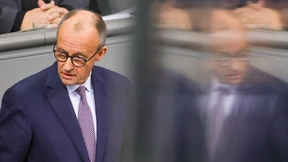 Eliten sehen in Merz einen starken Kanzler