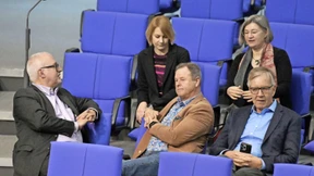 Ohne Tische in die siebte Reihe