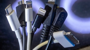 Kommen endlich einheitliche Handy-Kabel?