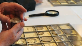 Falsche Polizisten holen 200.000 Euro teure Münzsammlung ab