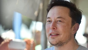 Elon Musk und die kurzen Hosen