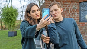 Schau, wie wir uns lieben