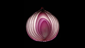 Wie Justitia die Zwiebel schälen will