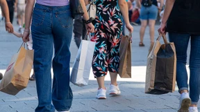 Steigende Corona-Infektionen trüben die Kauflaune