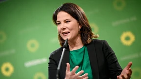 Baerbock offen für Stärkung der Bundeswehr