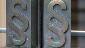 Datenbank Openjur haftet nicht für staatlichen Anonymisierungsfehler