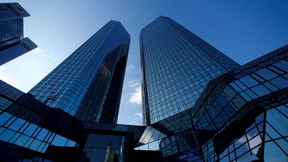 Spekulationen um die Deutsche Bank – 8 Prozent Kursplus