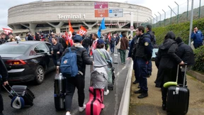 Demonstranten versperren Zugang zu Pariser Flughafen