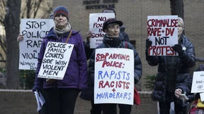 Londoner Polizist zu lebenslanger Haft verurteilt