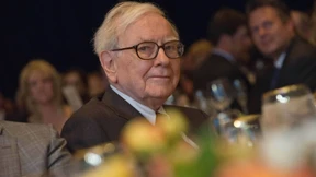 Warren Buffett versteigert ein Mittagessen