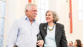 Ein Goethepreis und zwei Liebeslieder für Honigmann