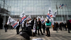„Die Leute gehen durch die Tür oder fliegen durchs Fenster raus“