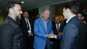 Özil postet wieder Foto mit Erdogan