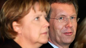 Der Einbruch des Halbseidenen in die Politik