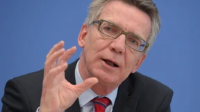 De Maizière strikt gegen Einwanderungsgesetz und Punktesystem